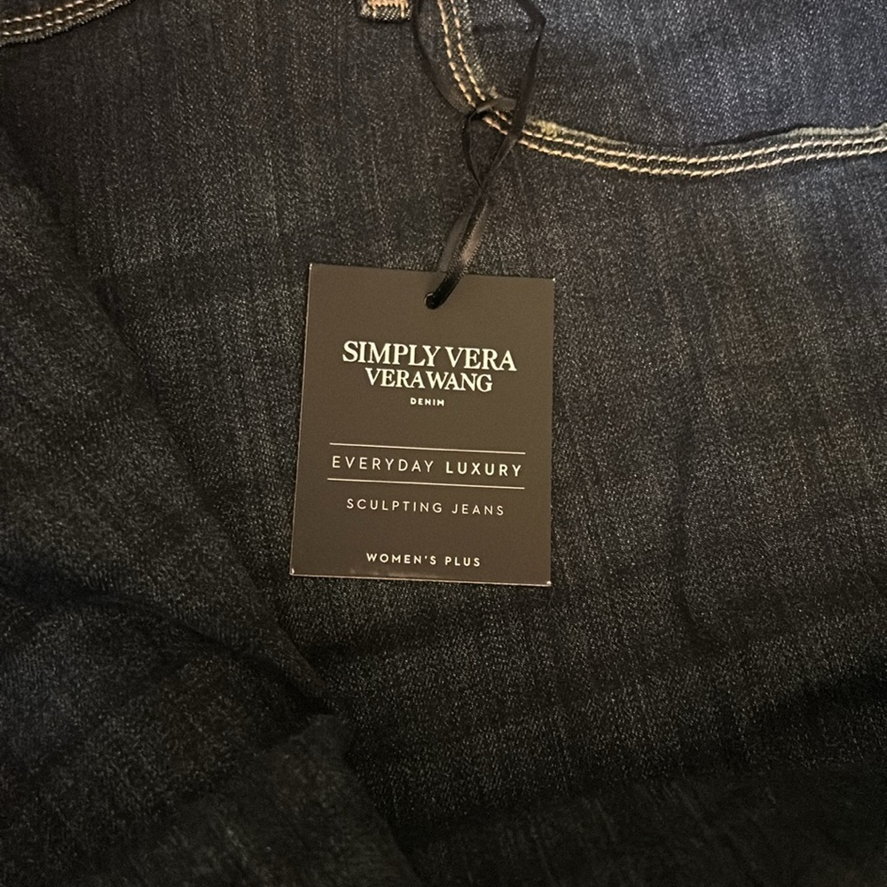 NWT Simply Vera Vera Wang plus size jeans 👖 24W - Picture 9 of 11